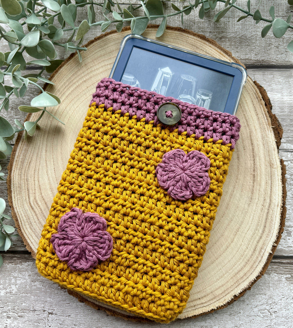 Crochet Kindle Sleeve - 2022 Version image 3